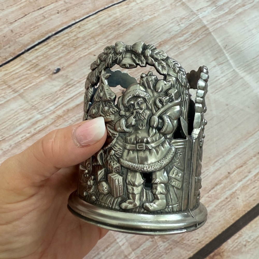 Godinger Silver Art Co Ltd Silver Toned Metal Detailed Christmas Candle Holder - Picture 2 of 6